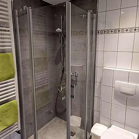 Klapperburg Hotel *