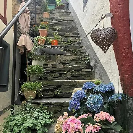 Klapperburg * Beilstein (Rhineland-Palatinate)