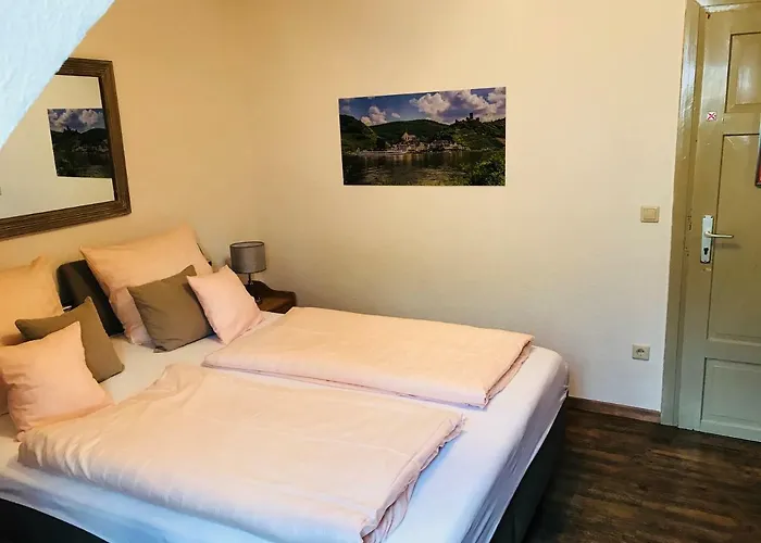 Klapperburg * Beilstein (Rhineland-Palatinate)